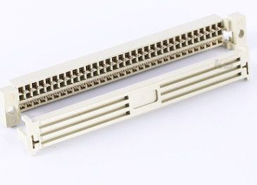 DIN 41612 3 Baris 64 Pin Konektor Socket IDC Paduan Bahan Tembaga Dengan PBT Perumahan